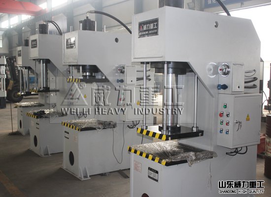 40噸單柱油壓機生產(chǎn)車間實景拍攝